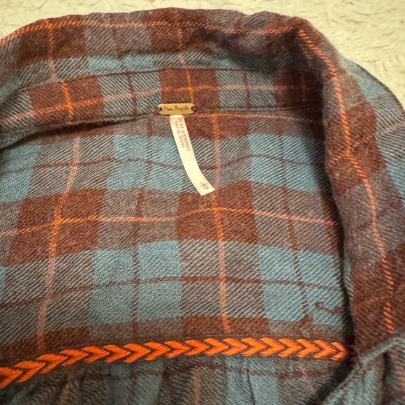 Free People Flowy Tunic/ Button Down - Picture 4 of 6